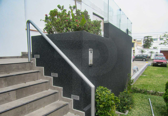 Muro exterior con graniplast